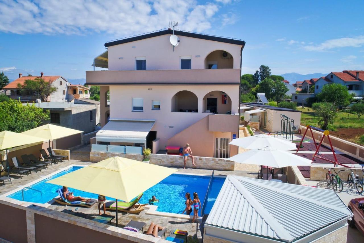 Apartments Julijana 2 Privlaka  Eksteriør bilde