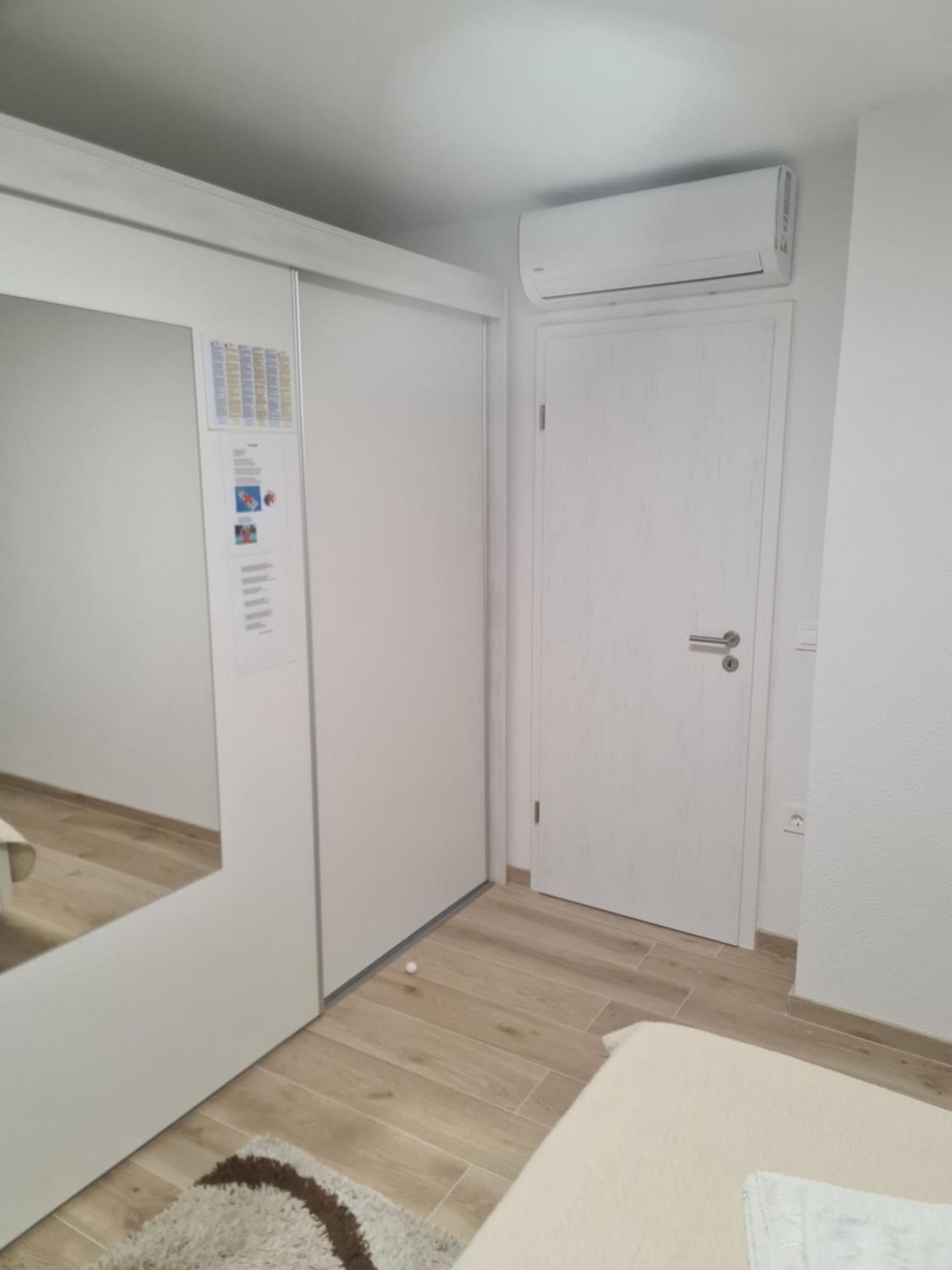 Apartments Julijana 2 Privlaka  Eksteriør bilde